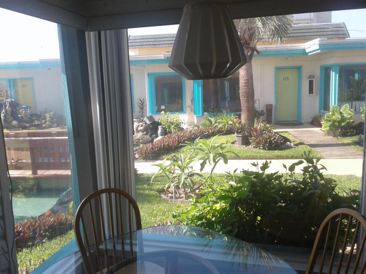 Beach Island Resort Cocoa Beach Exteriör bild