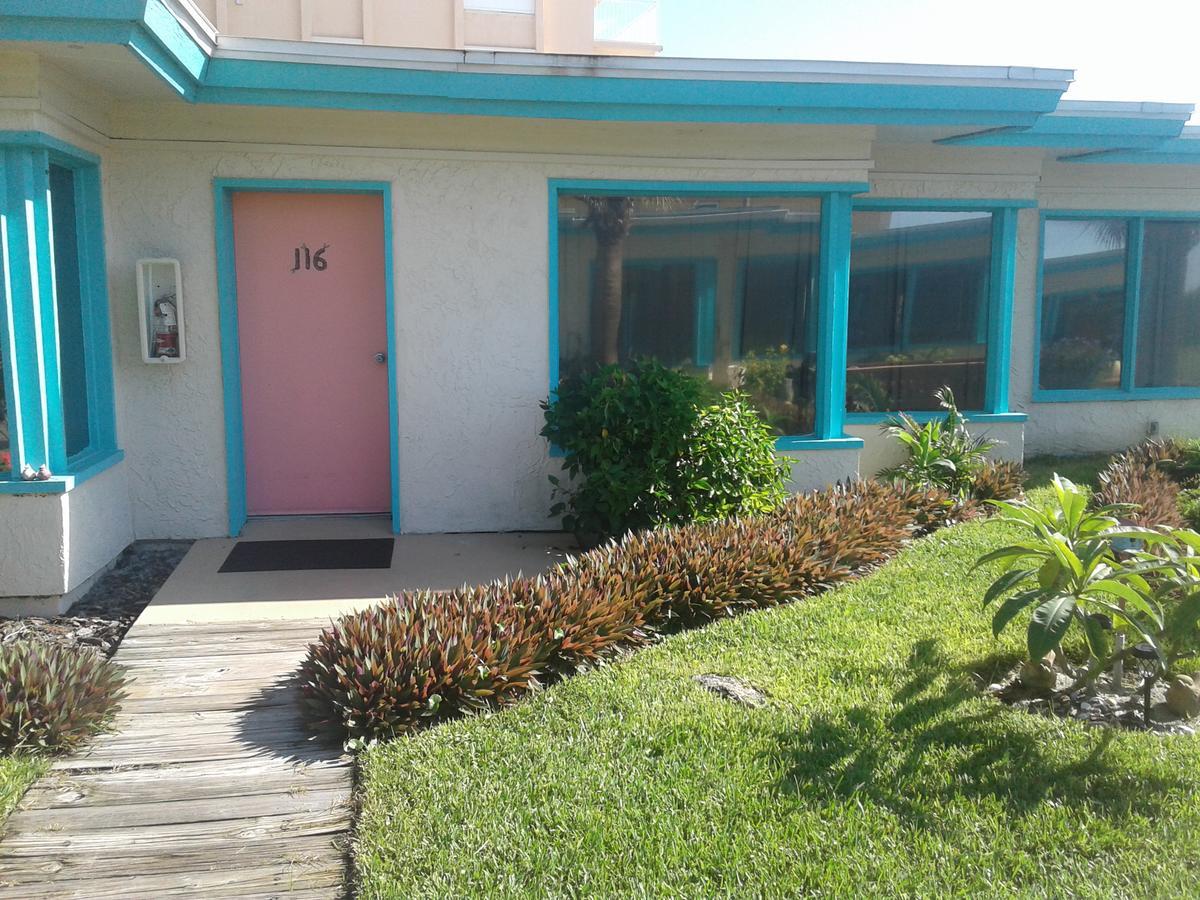 Beach Island Resort Cocoa Beach Exteriör bild