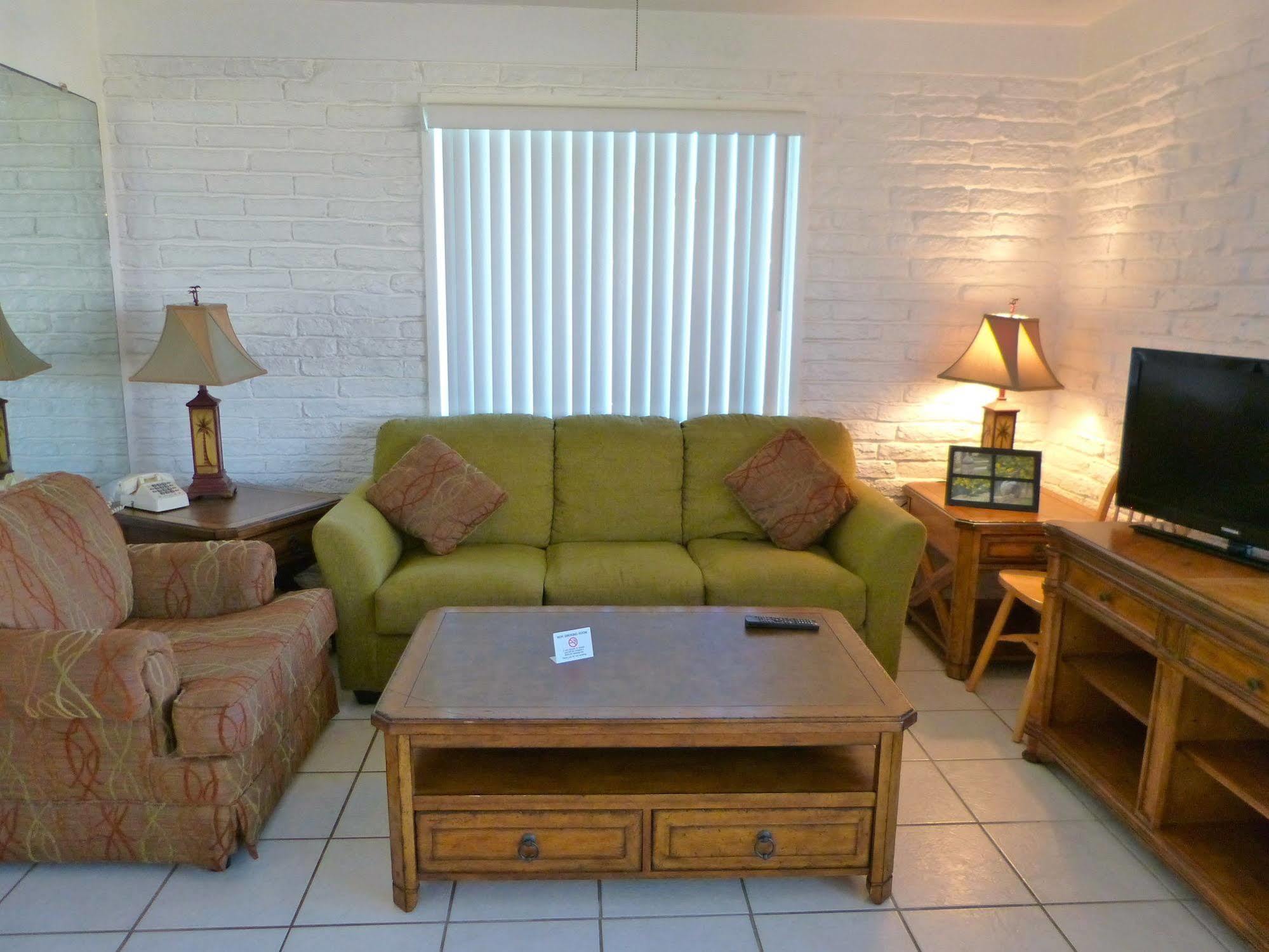 Beach Island Resort Cocoa Beach Exteriör bild